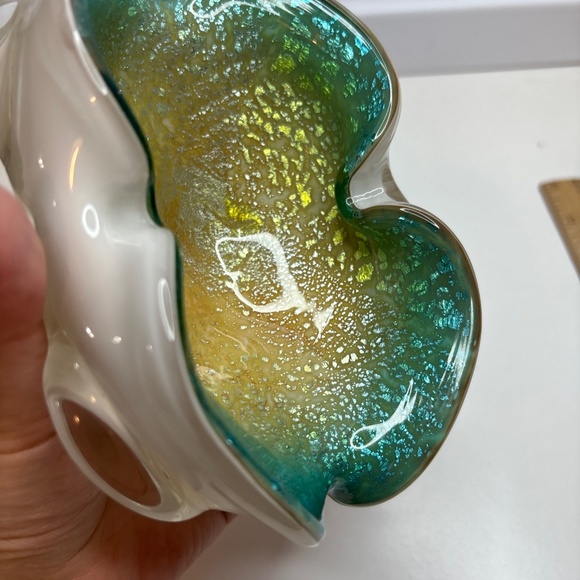 Vintage Murano Candy Dish White base in Blue Yellow Green and Silver Inclusions - Picture 3 of 11